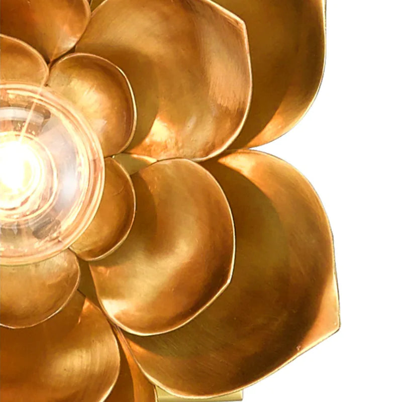 Single Lotus Golden Scone