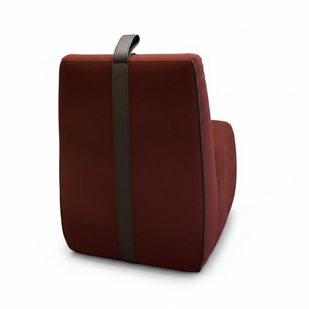 Silla Erah Scarlet