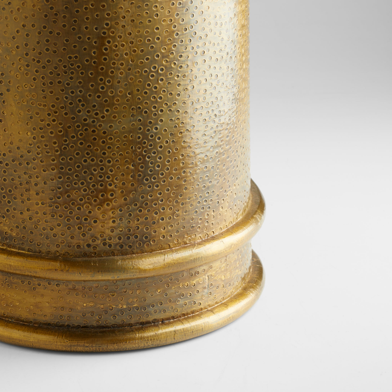 Mesa Lateral Gavel