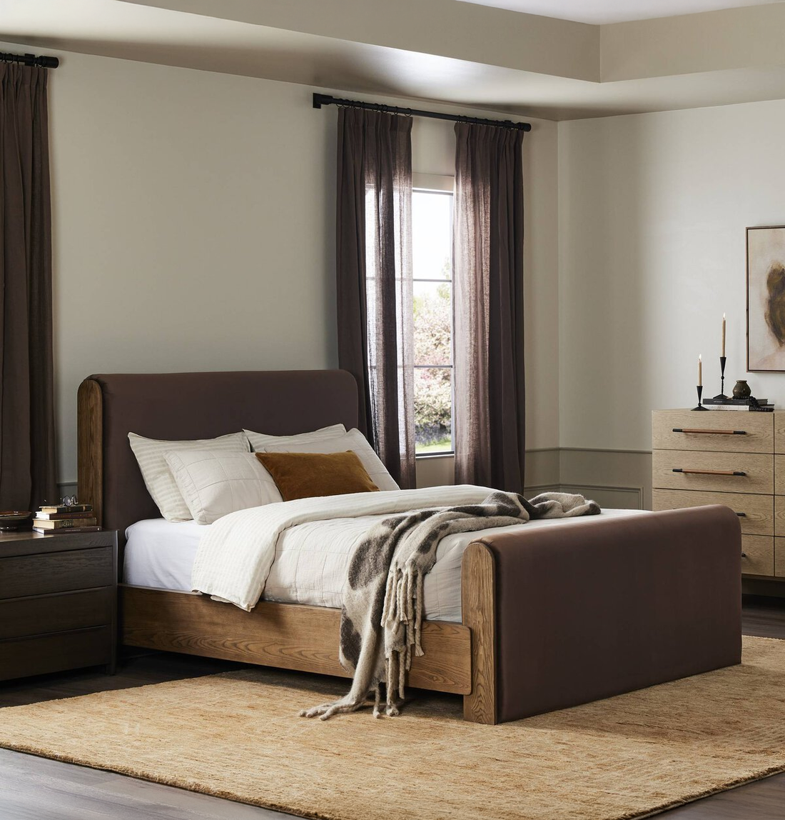 Cocoa King Bed